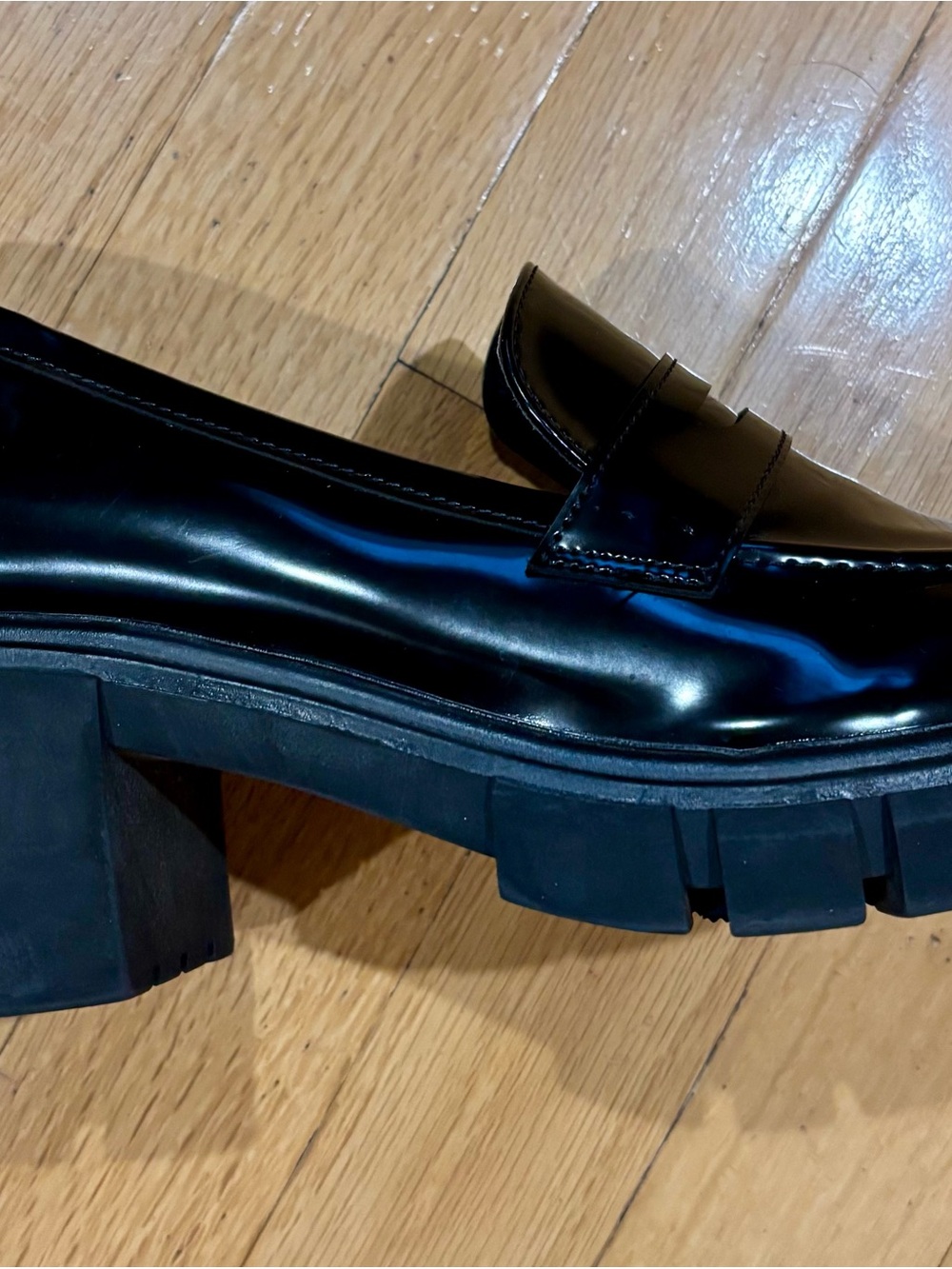 Woman’s Penny Loafers - Classic Slip-On Style - Picture 6 of 7
